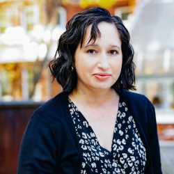 Headshot of Rachel Gross